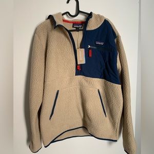 Patagonia Men’s Retro Pile Fleece Pullover with Hood, Size M